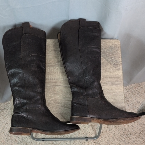 Frye Chocolate Brown Over the Knee Leather Boots. 8.5. - Picture 8 of 16